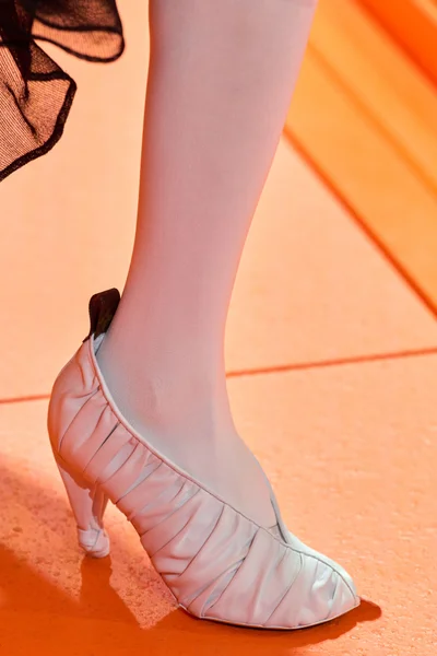 Look 75
